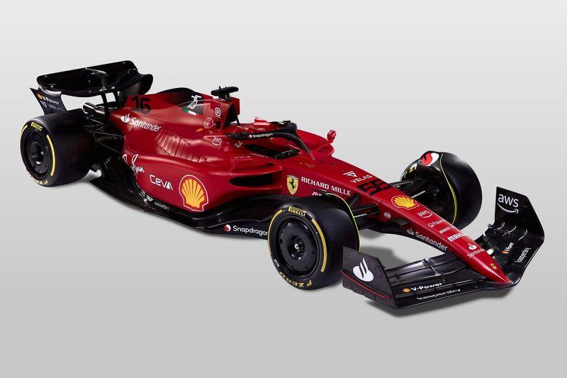 同步北美的狂潮：揭秘《F1狂飙飞车》的精彩瞬间